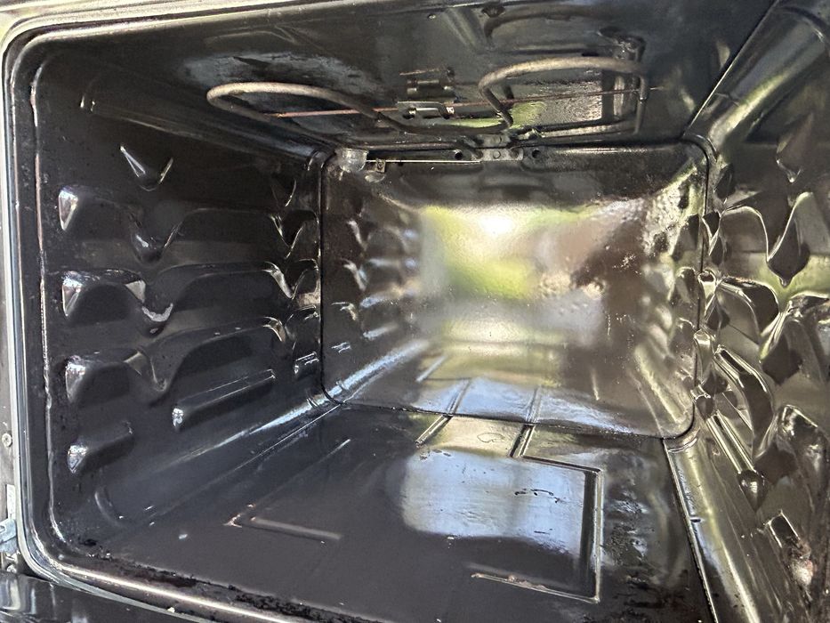 Продам газовую плиту