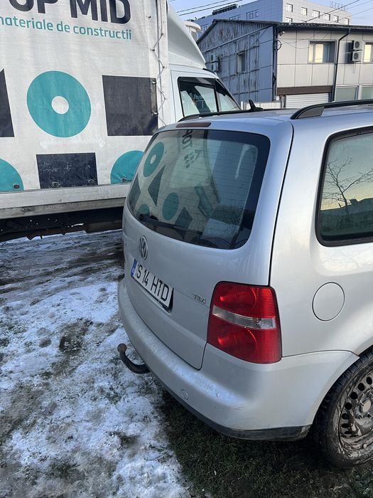 Dezmembrez Vw Touran 1.9 BLS