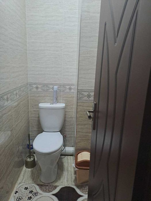 Медгородок 4 хона квартира сотилади!Балкон 2*6м.