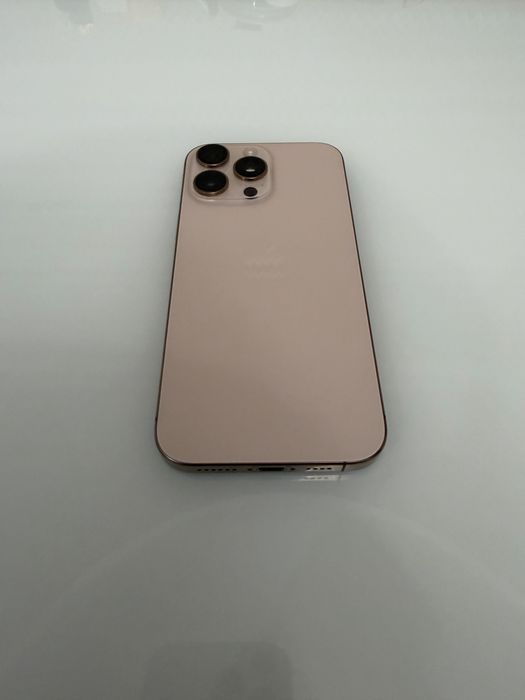 Продам айфон 16 про макс , 256 гб