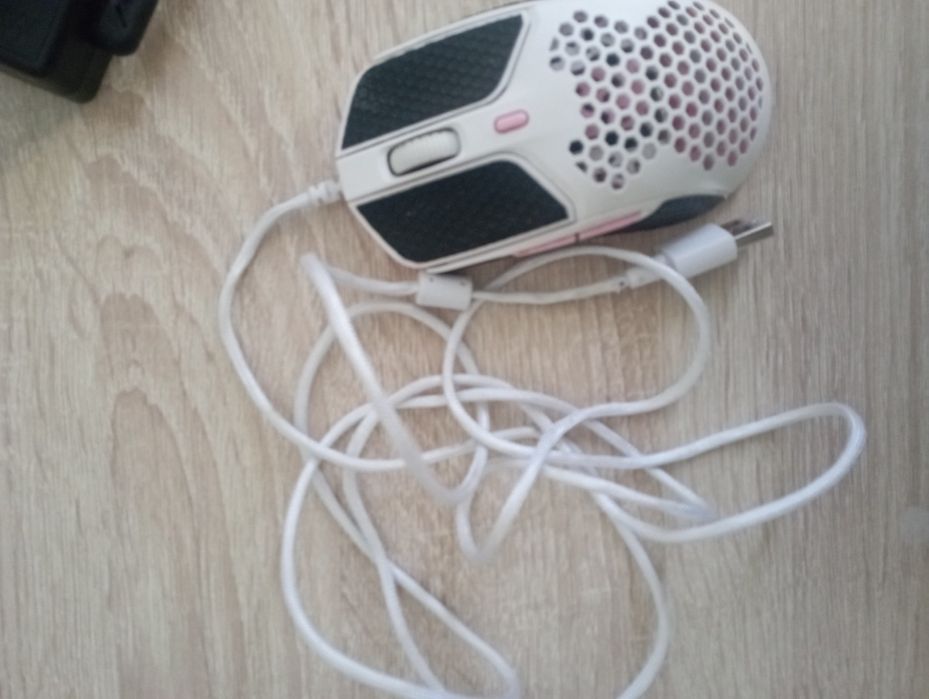 Acer nitro v15 с мышью и ковриком