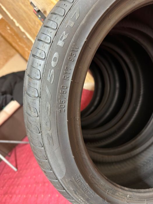 Set 4 anvelope vara 205 50 17 pirelli