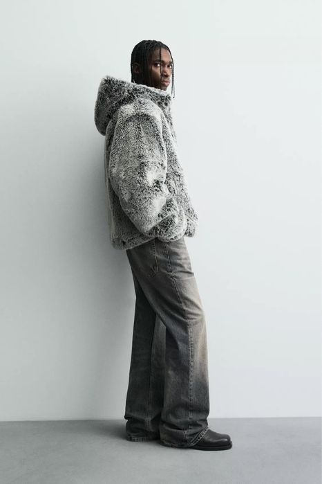 Vand geaca de blană barbati noua