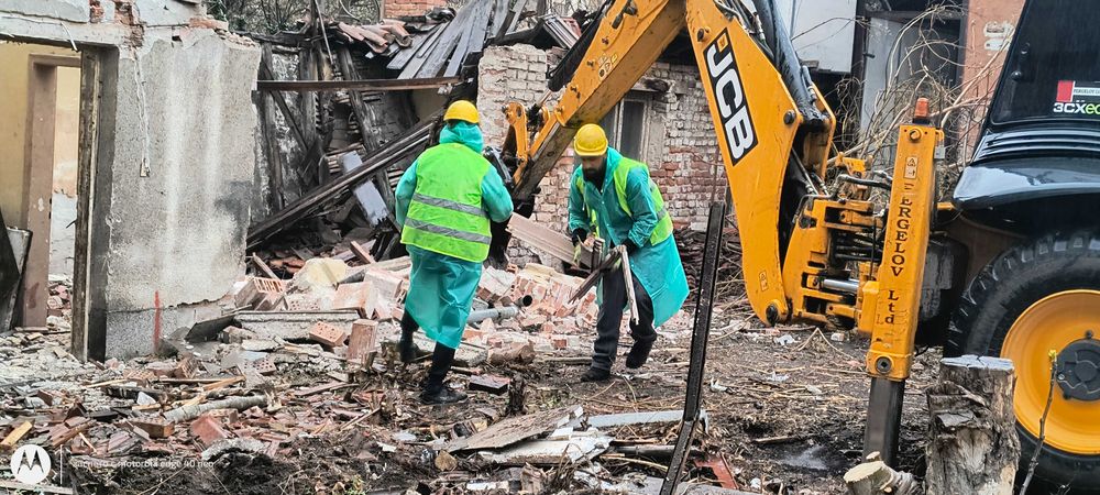 Събаряне на сгради и постройки Стара Загора и региона/Бързо и чисто