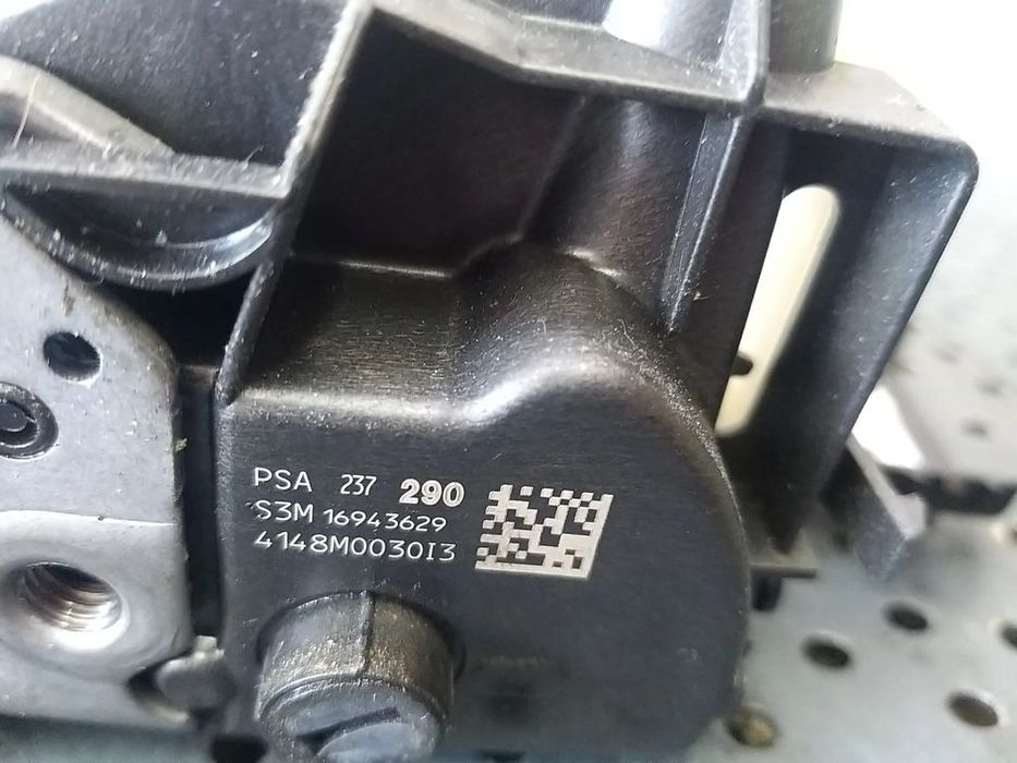 Broasca usa dreapta spate peugeot 3008 2 psa237290