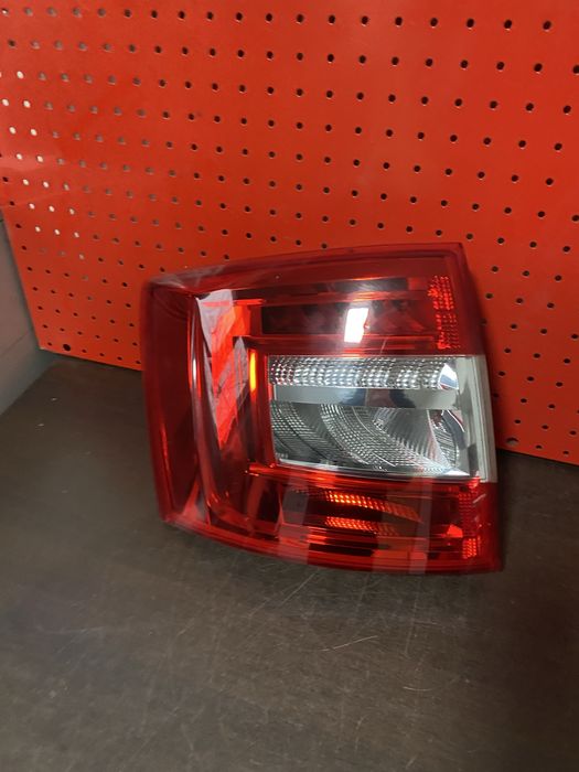 Stop stanga Skoda Octavia 3 combi break nonfacelift