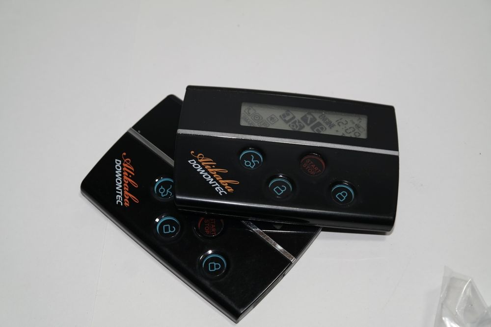Mini USB (USB Mini-B).