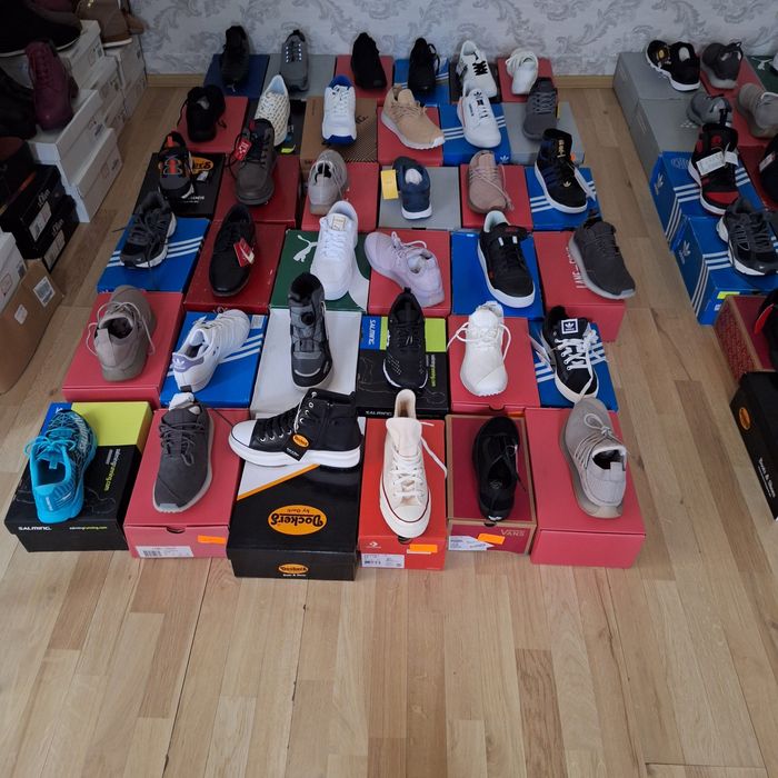 Lot de adidași noi