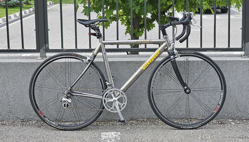 Bicicleta Litespeed Saber din titan & carbon.