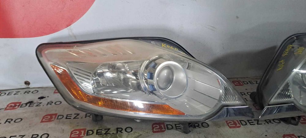 Faruri complete cu Xenon / Far stanga , far dreapta pentru Ford Kuga generatia 1 , pretul afisat este per bucata
