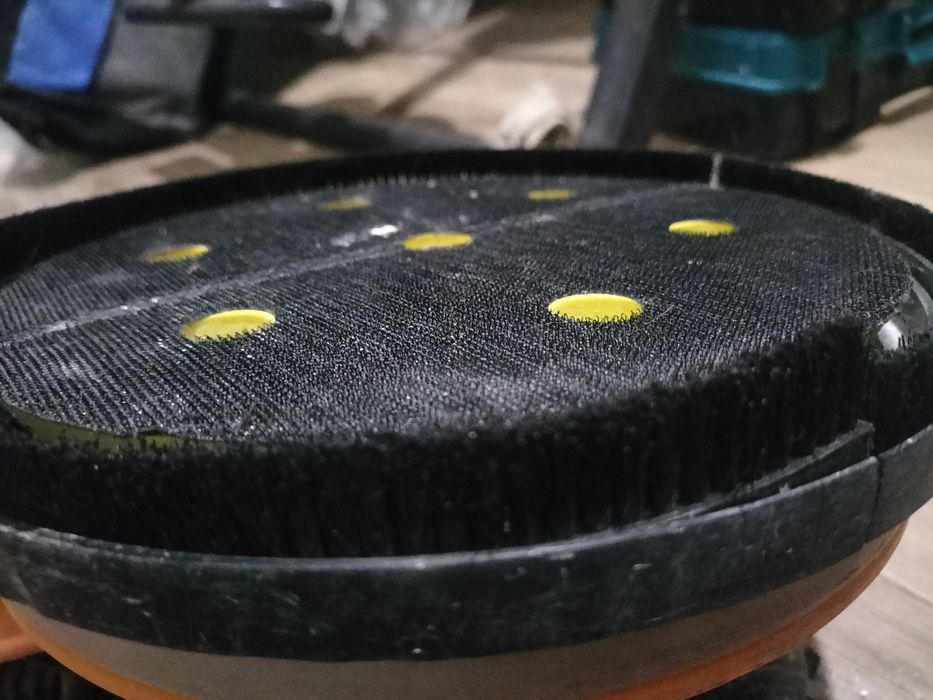 Жираф(шкурильный аппарат) для стен