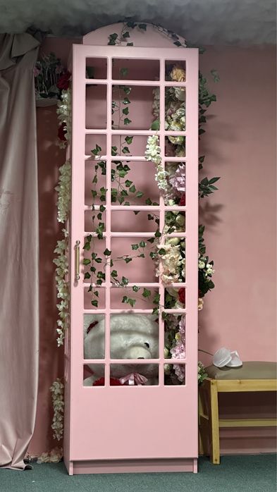 Декоративная телефонная будка