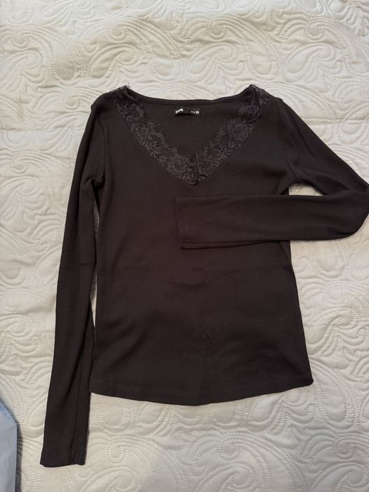 Bluza neagra marime S-M