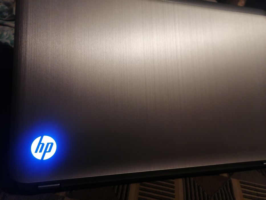 Leptop HP Pavilion dv7 i7