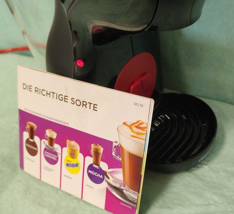 Кафемашина с гаранция 1 година NESCAFÉ® система Dolce gusto Delonghi Krups Piccolo XS.Black/White