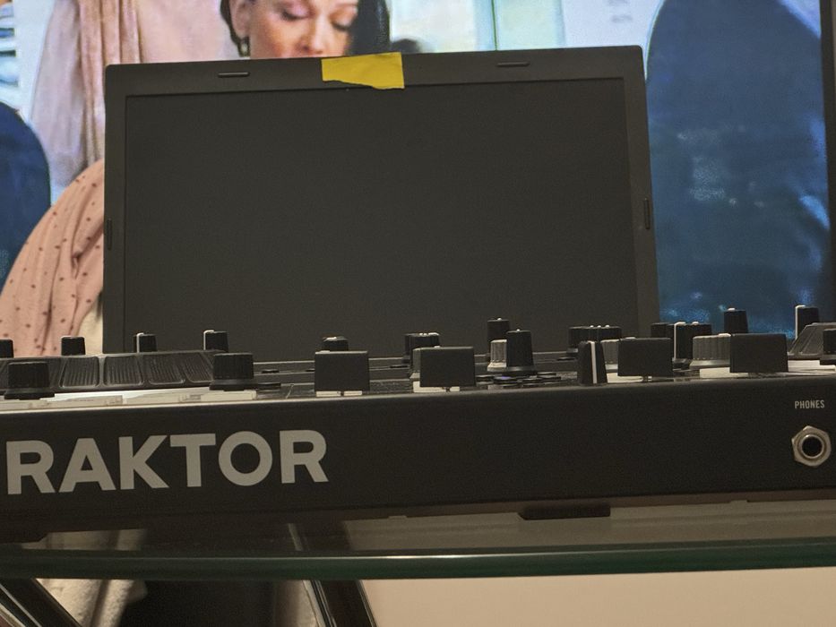 Traktor S4 mk2 в топ състояние