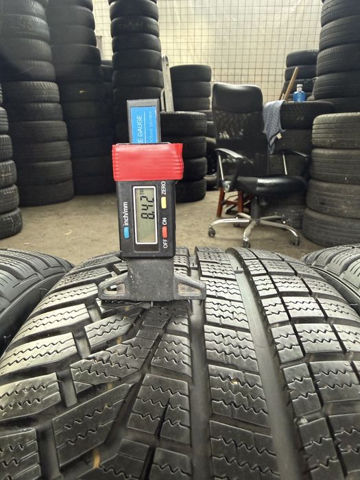 Jante originale Audi A1 Vw Polo Skoda Fabia anvelope iarna 215/45 17