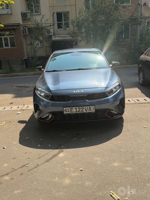 Kia cerato GT line 2023