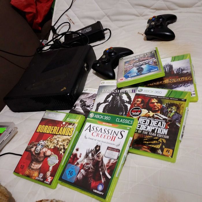 Xbox360 в много добро състояние запазена