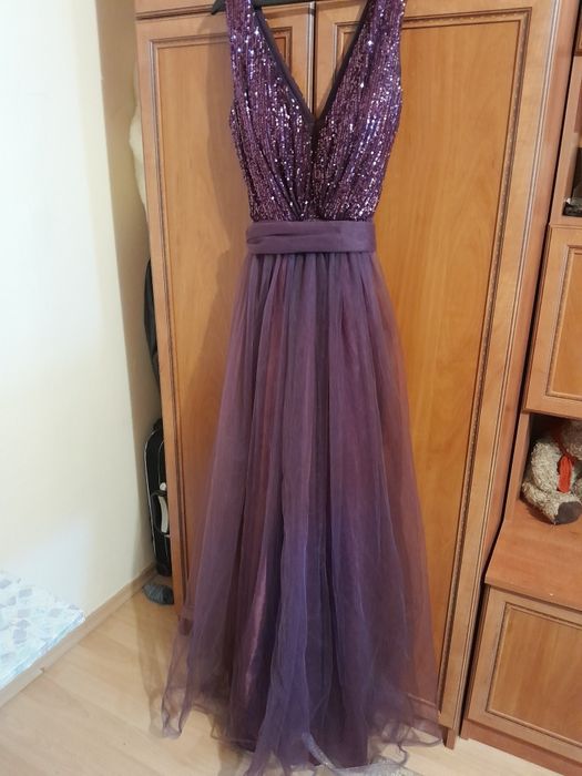 Vând Rochie elegantă