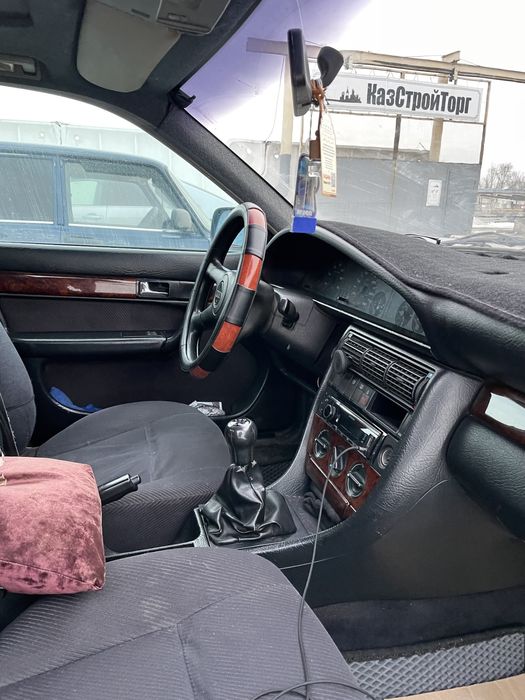Audi 100 С4 (2.6)