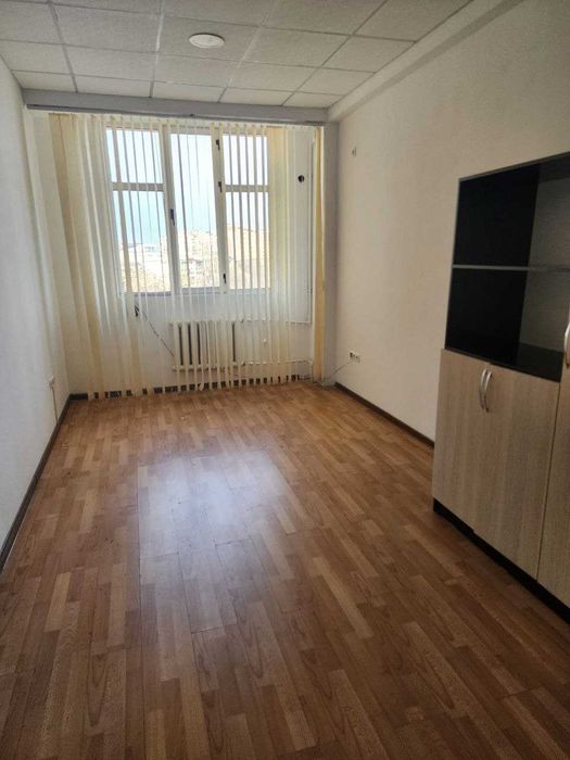 Сдаю офис 72 кв.м.