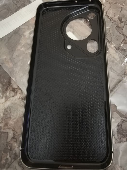 Кейс за HUAWEI p70 ultra. Чисто нов.