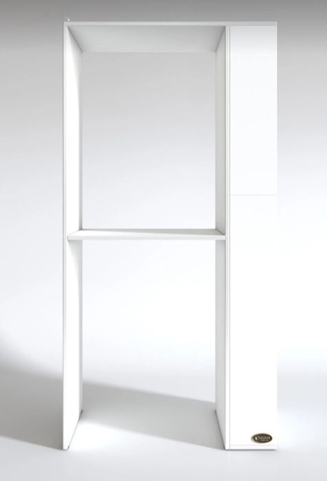 Шкаф за пералня и сушилня с рафтове