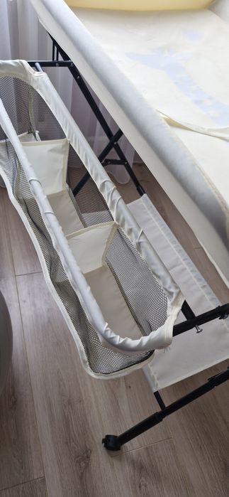 Пеленальный столик