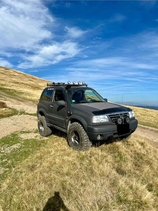 Suzuki Grand Vitara Suzuki Grand Vitara 1.6 4x4 | TROLIU GRIZZLY 8500 | OME | 31 MT | OVER