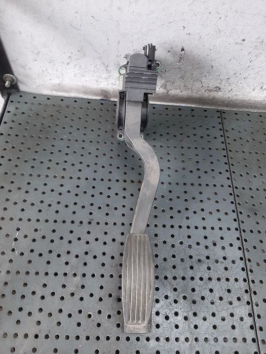 pedala acceleratie 1.9 jtd alfa romeo 147 937  0281002380