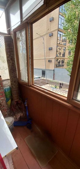продам 3 комн квартиру в центре