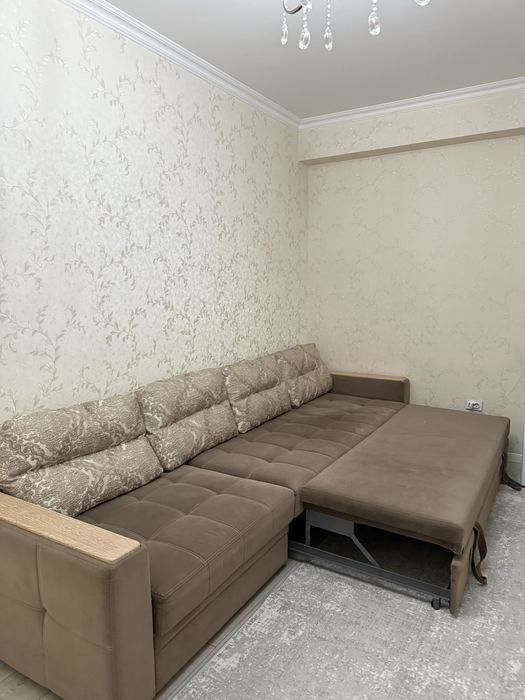 Диван б/у за 100тыс