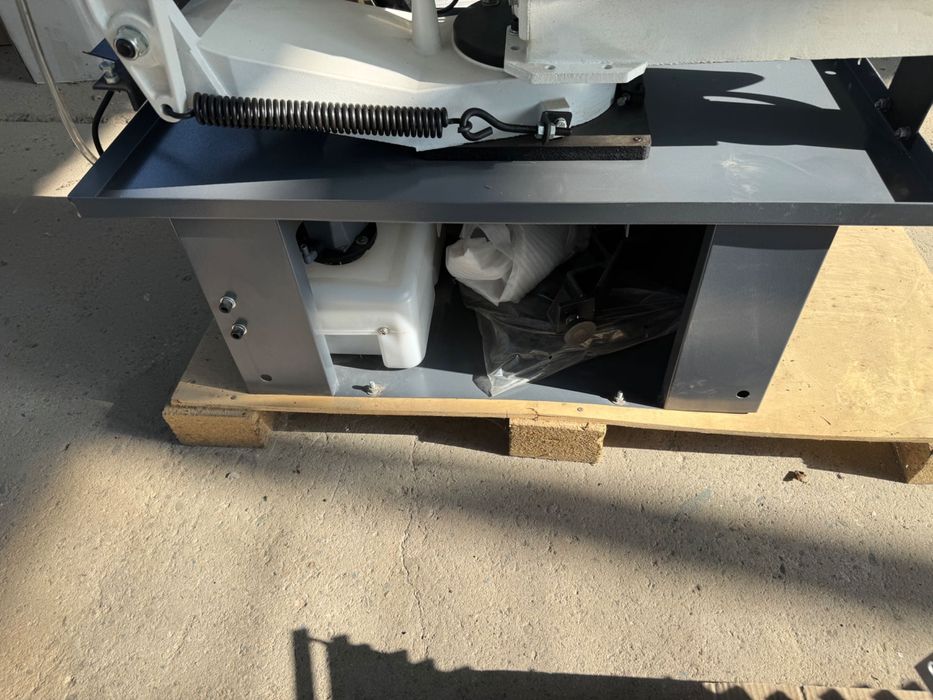 Лентоотрезна машина