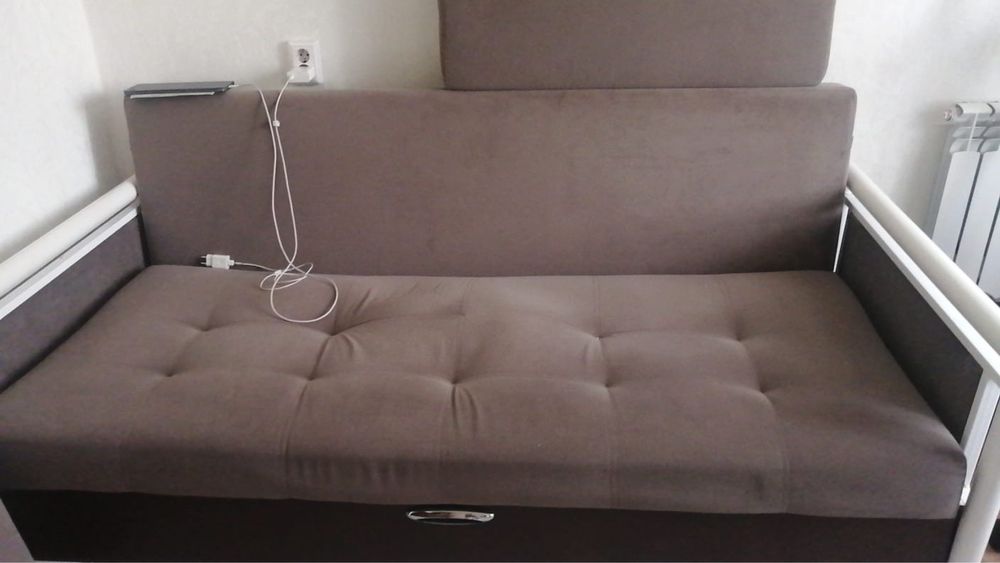 Продам диван торг есть