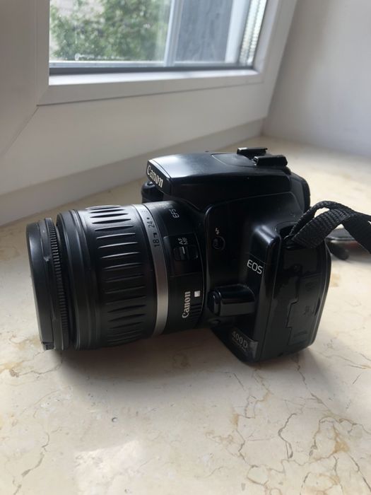 Камера Canon EOS 400D