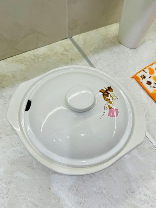 Эстетичная Супница с крышкой