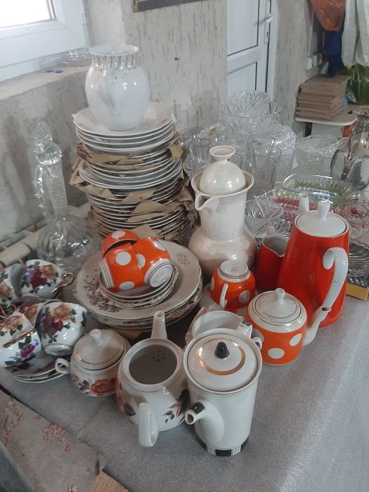 Столовая посуда,