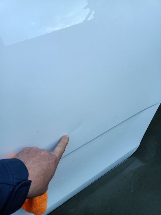 Vând ușă completa  spate stânga Skoda Fabia hatchback 2012