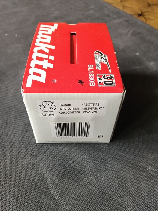 Винтоверт Makita dhp482, зарядно и батерия