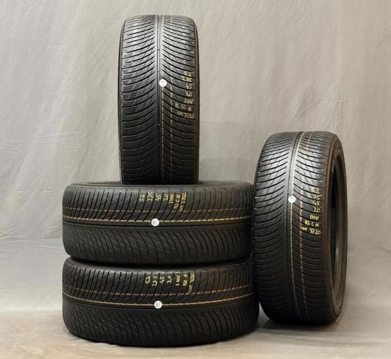 275 45 20 Зимни Мишелин 5,2мм