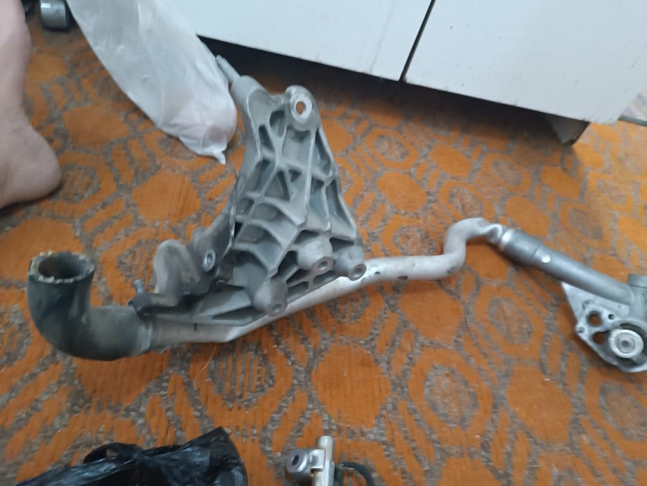 Продаю некоторые запчасти от автомобиля Captiva