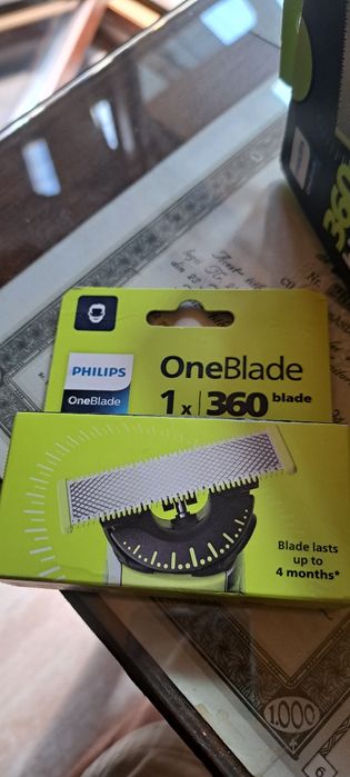 Aparat PHILIPS OneBlade 360 plus 2 rezerve