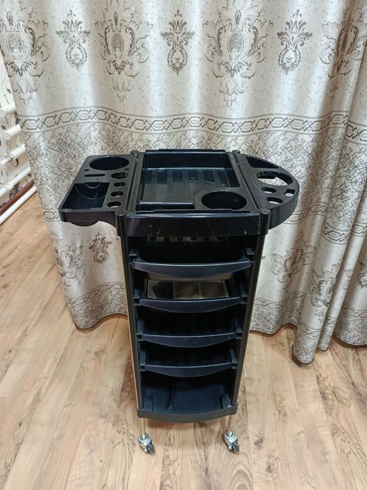 Продаётся для парихмахера каталка не дорого