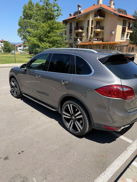Кола Porsche Cayenne 3.0diesel