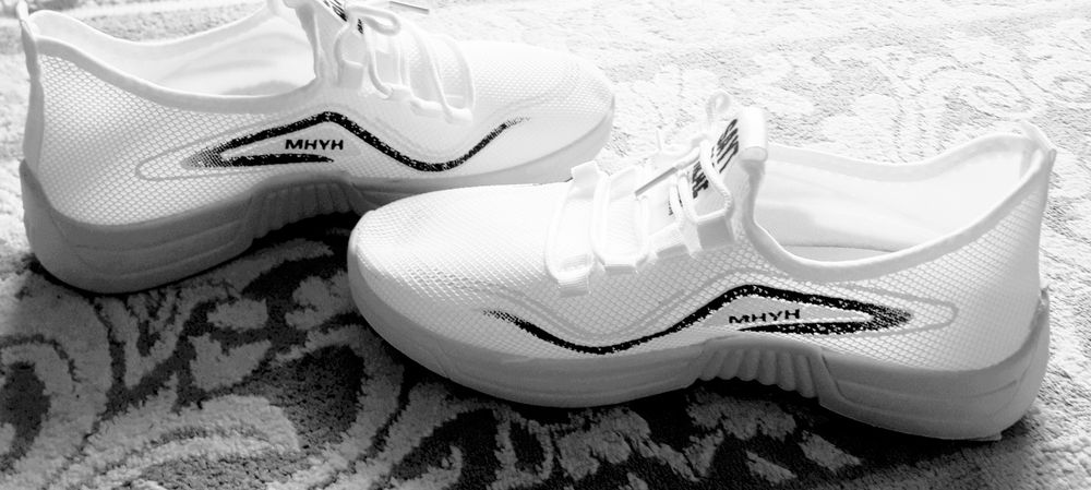 Кроссовки летние 39 Размер