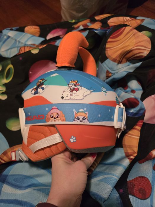 Детска каска и маска за ски