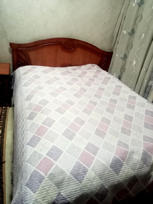 Продам спальний гарнитур
