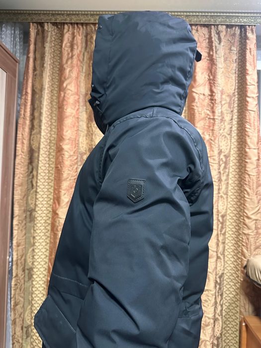 Продам зимняю куртку