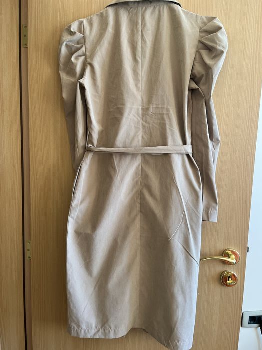 Дамски шлифер -Нов